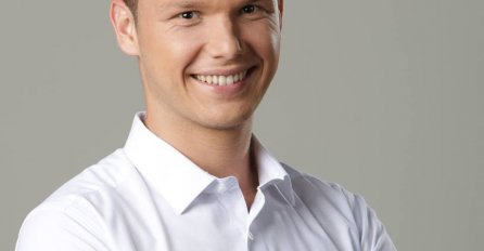 DRAŠKA STANIVUKOVIĆA SINOĆ U EMISIJI PITALI DA LI JE U SREBRENICI BIO GENOCID: Evo šta je odgovorio, OVO JE NJEGOVO PRAVO LICE!