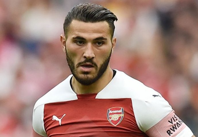 KOLAŠINAC DOBIO KĆERKICU, BEBI DALI NEOBIČNO IME: Kad čujete začudit ćete se, objavio sliku - USLIJEDILA BUJICA ČESTITKI