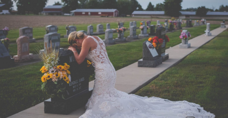 SLIKU MLADE KOJA PLAČE NA GROBU DIJELI CIJELI SVIJET: Krije priču od koje suze same idu 