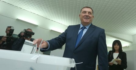 DODIK NAKON POBJEDE DAO STRAŠAN INTERVJU ZA SRBIJANSKE NOVINE: I novinari su zanijemili kad su ČULI ŠTA ĆE URADITI OD SARAJEVA (FOTO)