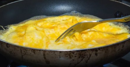 TAJNA SAVRŠENE KAJGANE, BIT ĆE PJENASTA I KREMASTA KAO NIKAD DOSAD: Trik Gordona Ramsayja koji je oduševio sve! (RECEPT)