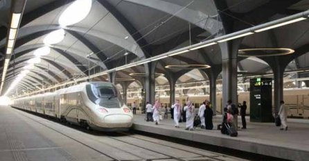 Pušten u rad brzi voz na relaciji Mekka - Medina