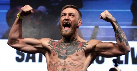BRZO JE PREBOLIO PONIŽENJE OD KHABIBA: McGregor se pohvalio novim trofejom i razgalio ljubitelje UFC-a