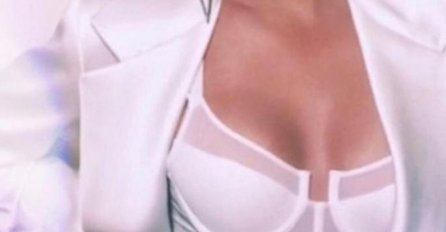 DEČKO JE PREVARIO NEKOLIKO DANA PRIJE POROĐAJA: A sada je pokazala TIJELO ZA OSVETU i usijala Instagram! (FOTO)