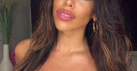 SRPSKA PJEVAČICA SE POHVALILA ČIZMAMA OD 4000 KM, FANOVI SE ZGROZILI: Da li vrijedi za OVO DATI TOLIKE PARE? (FOTO)