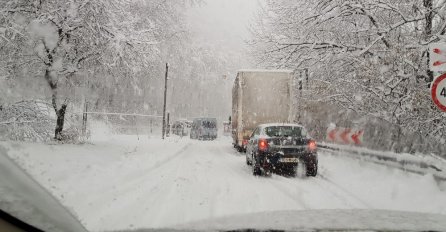 PRVI SNIJEG VEĆ U OVOM MJESECU, METEOROLOZI UPOZORILI: Čekaju nas minusi, EVO KAD STIŽE ONO NAJGORE!