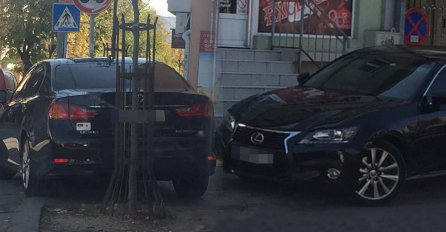 MISLIO DA GA NIKO NEĆE VIDJETI: Službenim automobilom VLADE SRBIJE došao do "SHOPA ZA ODRASLE", a TEK KAD SU VIDJELI ŠTA JE KUPIO!