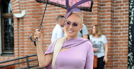 BOBA BRENI KUPIO POKLON OD 60.000 KM: Ovo imaju samo NAJBOGATIJE ZVIJEZDE, pjevačica vrisnula kad je vidjela (FOTO)