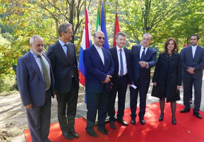 Ambasadori Turske, Irana i Holandije zasadili lipe u Aleji ambasadora u Sarajevu