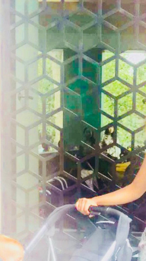 0-pay-ghost-picture-3-trianglenews