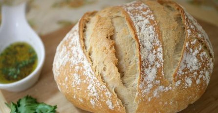 ISKUSNI PEKARI OTKRILI TRIK: Evo šta trebate uraditi da vam HLJEB OSTANE SVJEŽ I PO NEKOLIKO SEDMICA!