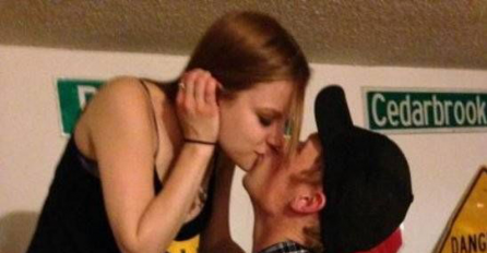 Objavio je fotografiju na kojoj se ljubi s djevojkom: Zbog donjeg dijela SVI VRIŠTE OD SMIJEHA!