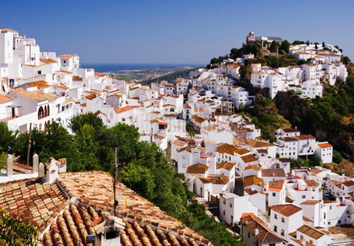  O OVOME MOŽEMO SAMO SANJATI: Grad u kojem je plata 1.200 eura, kirija 15 eura, nema policije ni kriminala