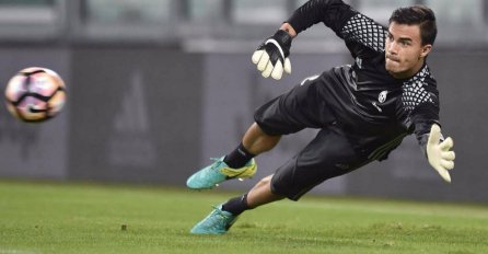 SMATRAJU GA GIGIJEVIM NASLJEDNIKOM Buffon, Alisson, Lloris? Ne, potpuni anonimac je najbolji golman Evrope!