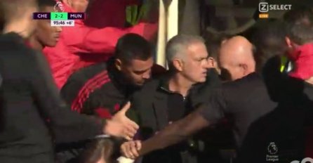NEVIĐENI SKANDAL U ENGLESKOJ: Mourinho fizički napao trenera Chelseaja na kraj utakmice, obezbjeđenje jedva reagovalo