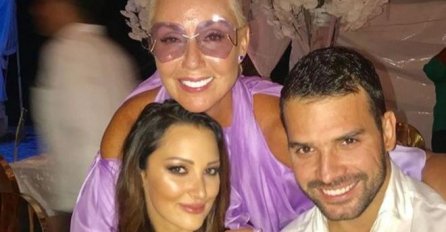 POJAVILA SE I TRUDNA SNAHA: Kad je Aleksandra došla kod sverkrve na koncert u ovome, SVI SU PALI NA KOLJENA (FOTO)