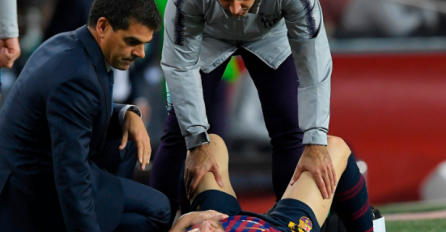 STRAVIČNA POVREDA LEA MESSIJA! Hitno prevezen u bolnicu, navijači u suzama ispratili kralja