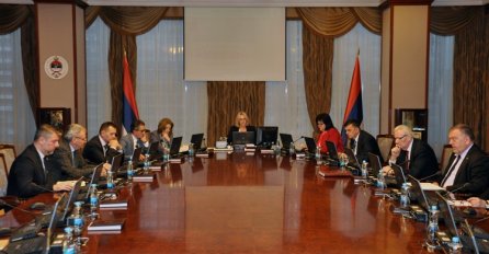 Premijerka RS-a smijenila ministra prosvjete Maleševića