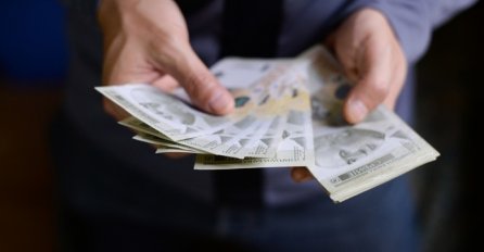 OBJAVLJENA DOBRA VIJEST ZA GRAĐANE SRBIJE: Krajem oktobra na račun vam liježe OVA SUMA NOVCA! 