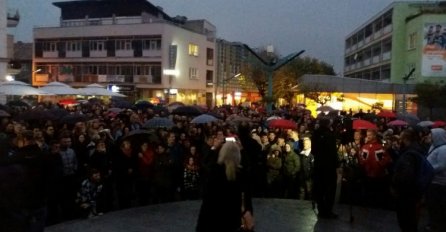 Građani Bihaća ostaju pri svojim zahtjevima za rješenje situacije s migrantima