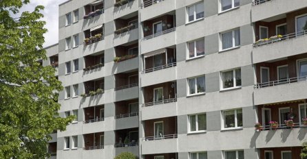 NAGRABUSIT ĆE KO SUŠI VEŠ NA TERASI: Stigla odluka O KOMUNALNOM REDU, pogledajte DRAKONSKE KAZNE KOJE STIŽU NA ADRESU!