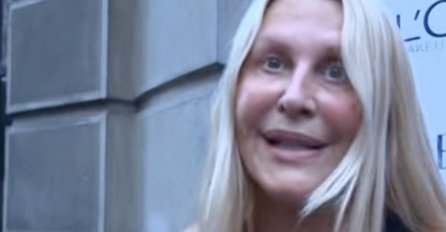 SVE PRŠTI, VERICA RAKOČEVIĆ SE U 72. GODINI SKINULA U KUPAĆI KOSTIM I POKAZALA ZATEGNUTO TIJELO: Sa njom muž u bazenu, uslijedila bujica komentara!