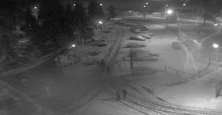 PAO PRVI SNIJEG U SRBIJI, NA SNAZI METEOALARM: Izdato upozorenje, očekuju se JAČI UDARI VJETRA! 