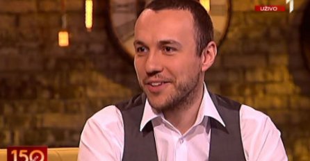 PJEVAČ NAPUSTIO ŽENU I DJECU TOKOM BRAČNE KRIZE: Evo šta se danas dešava sa NJEGOVIM BRAKOM!