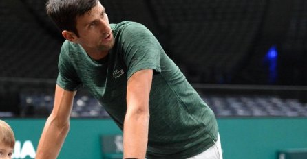 NEVJEROVATNA SCENA, ĐOKOVIĆA USRED TRENINGA PREKINUO DJEČAK: Prišao mu je, A KAD JE ČUO ŠTA TRAŽI, nije mogao sakriti iznenađenje!