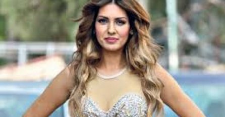 SVI ŽELJNO IŠČEKUJU NJEN FILM u kojem će otkriti sve svoje tajne, između ostalog,  zbog čega se povukla sa scene 