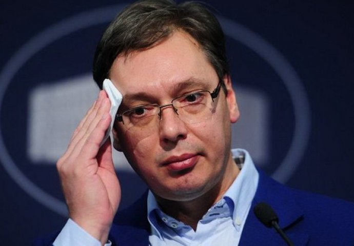 Vučić priznao da Srbija nema suverenitet na Kosovu?