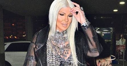 U BRAKU JE SA DUŠKOM, A SAD JE OTKRILA ISTINU: U ovog domaćeg pjevača je bila ZALJUBLJENA DO UŠIJU, a on je nije htio NI POGLEDATI! (FOTO)