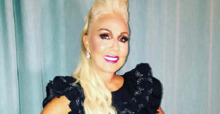 ISPLIVALE BRENINE SLIKE U MINIJATURNOM VEŠU: Svi su zanijemili kada su vidjeli kako joj tijelo stvarno izgleda 