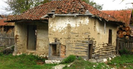 DJEČAK JE OSTAO BEZ RODITELJA, a kad je došao pred kuću nakon nadnice, ZALEDIO SE OD PRIZORA (FOTO)