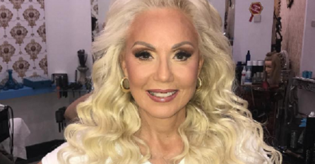 Lepa Brena objavila hit fotku s Prijom, a svima je zapela za oko BRENINA POTPUNO  ĆELAVA GLAVA! Ovo je UŽAS!OVAKVE IH NIKADA NISTE VIDJELI! (FOTO)