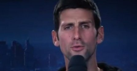 NOVAK ZAPJEVAO HIT BIJELOG DUGMETA, OVO NE SMIJETE PROPUSTITI: Jugonostalgnični Đoković oduševio fanove! (VIDEO)