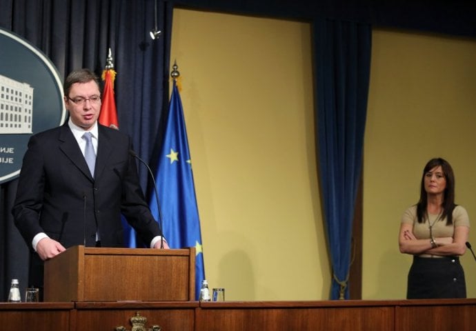 ČIM JE OVO SAZNALA, VUČIĆEVA SAVJETNICA JE ODMAH PODNIJELA OSTAVKU: "Svi Srbi ovo moraju znati"