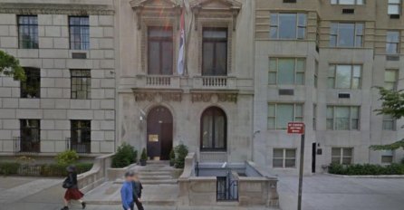 OSAM KUPATILA, LIFTOVI, SVE U ZLATU: Zavirite u unutrašnjost Titove vile u New Yorku, a tek da vidite šta je u njoj radio 