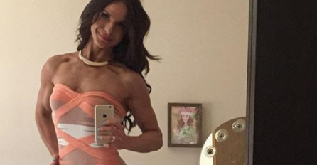 JEDVA SAM SE USUDILA DA NA VJENČANJE ODEM U OVOJ PROVOKACIJI OD HALJINE: Kad su gosti vidjeli donji dio, PRIREDILI SU MI PAKAO OD ŽIVOTA (FOTO)