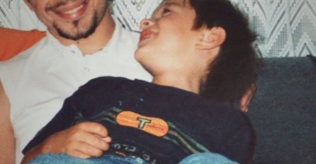 SESTRIĆ TOŠETA PROESKOG JE ODRASTAO: Evo kako danas izgleda, I ON JE PJEVAČ - KOPIJA TOŠETA (FOTO)