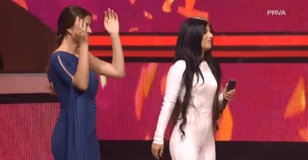 ČEKAJ, ŠTA? OVO SE JOŠ NIJE DESILO ZVEZDAMA GRANDA: Kad je takmičarka IZGOVORILA OVO SVI SU ZANIJEMILI, a evo šta je uradila Karleuša!