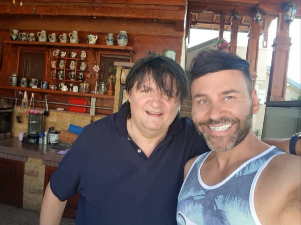 31745557-574309829610242-2925838327418454016-n