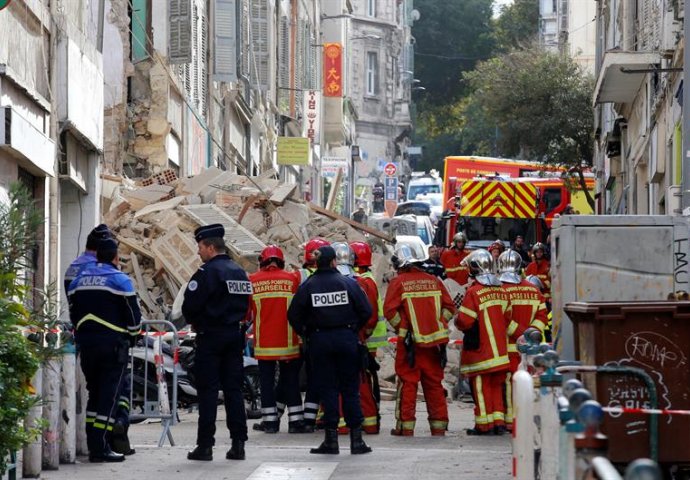 Deset ljudi još uvijek pod ruševinama zgrada u Marseillesu