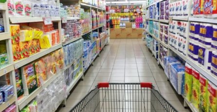 UŠLA U DM I ZGROZILA SE KADA JE OVO VIDJELA: "Žene, ne kupujte ovaj proizvod, OVO JE STRAŠNO" 