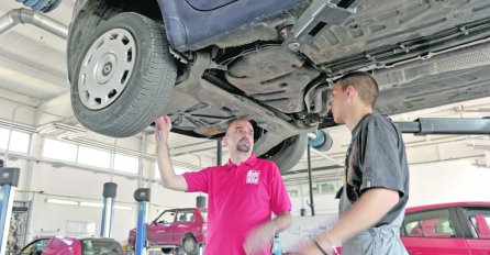 VOZAČI, STIŽU NOVA PRAVILA: Ako vaše auto pripada OVOJ GRUPACIJI, NA TEHNIČKI PREGLED IDETE TEK ZA 2 GODINE!