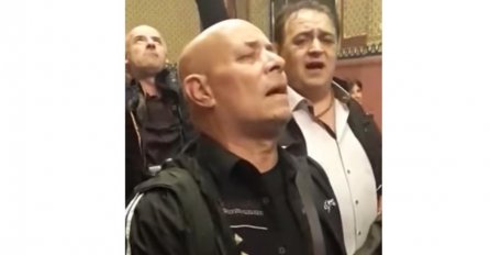 SRBI I HRVATI ZAJEDNO OTPJEVALI NAJTUŽNIJU PJESMU IZ BOSNE: Ovo svi moraju čuti (VIDEO)