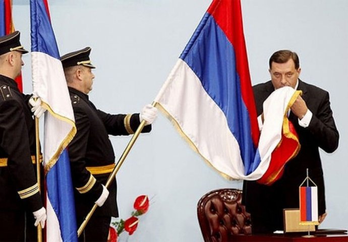 DODIK SE JUČER UHVATIO ZA GLAVU KADA JE PROČITAO: Morat će u Sarajevu IZGOVORITI OVO