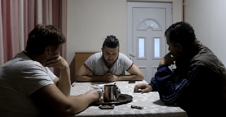 BOSANAC POZVAO RODITELJE I REKAO IM DA IMA MOMKA U KOJEG JE ZALJUBLJEN: O njihovoj reakciji sad bruji REGION! (VIDEO)