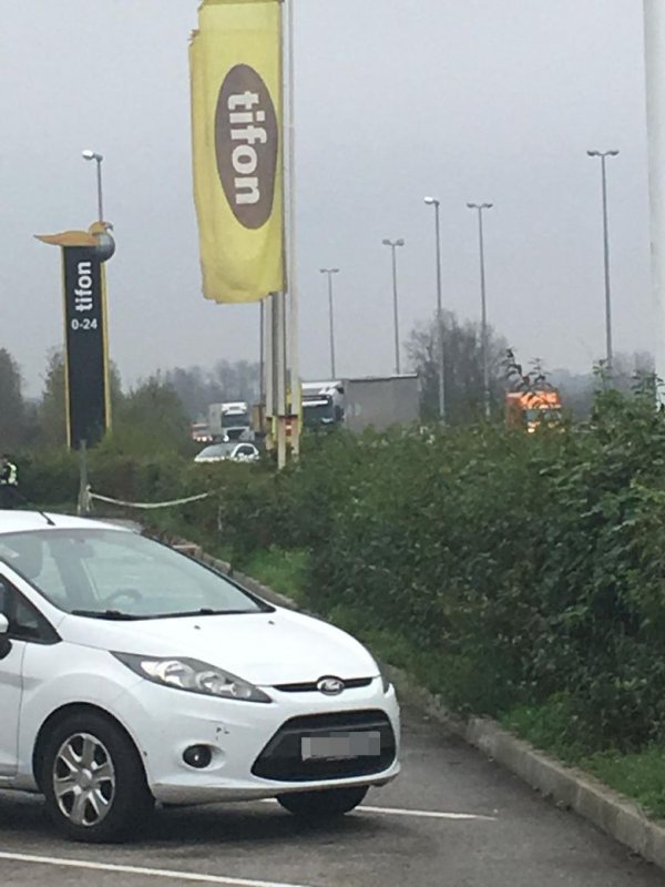 img-20181107-wa0001-nova