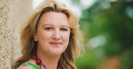 "Muškarac sa kojim sam u vezi jučer je dobio treće dijete - SINA"